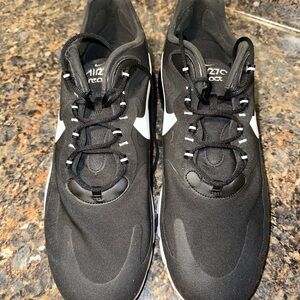 Nike Air 270 Sneakers